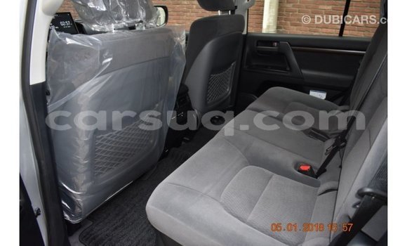 Acheter Import Voiture Toyota Land Cruiser Autre à Import - Dubai, Barh el Gazel Acheter Import Voiture Toyota Land Cruiser Autre à Import - Dubai, Barh el Gazel