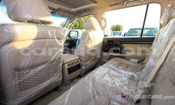 Acheter Import Voiture Toyota Land Cruiser Noir à Import - Dubai, Barh el Gazel Acheter Import Voiture Toyota Land Cruiser Noir à Import - Dubai, Barh el Gazel