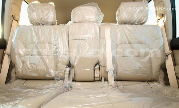 Acheter Import Voiture Toyota Land Cruiser Noir à Import - Dubai, Barh el Gazel Acheter Import Voiture Toyota Land Cruiser Noir à Import - Dubai, Barh el Gazel