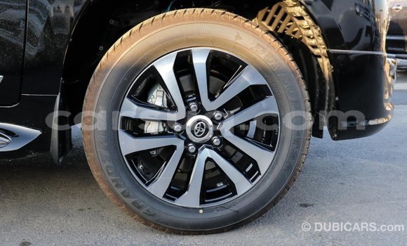 Acheter Import Voiture Toyota Land Cruiser Noir à Import - Dubai, Barh el Gazel Acheter Import Voiture Toyota Land Cruiser Noir à Import - Dubai, Barh el Gazel