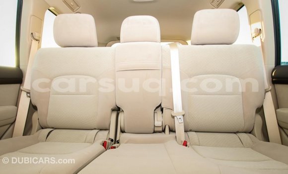 Acheter Import Voiture Toyota Land Cruiser Blanc à Import - Dubai, Barh el Gazel Acheter Import Voiture Toyota Land Cruiser Blanc à Import - Dubai, Barh el Gazel