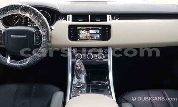 Buy Import Land Rover Range Rover White Car in Import - Dubai in Barh el Gazel Buy Import Land Rover Range Rover White Car in Import - Dubai in Barh el Gazel