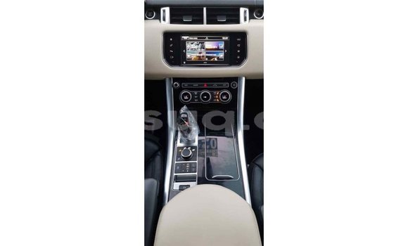 Buy Import Land Rover Range Rover White Car in Import - Dubai in Barh el Gazel Buy Import Land Rover Range Rover White Car in Import - Dubai in Barh el Gazel
