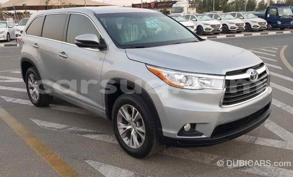 Acheter Import Voiture Toyota Highlander Autre à Import - Dubai, Barh el Gazel Acheter Import Voiture Toyota Highlander Autre à Import - Dubai, Barh el Gazel