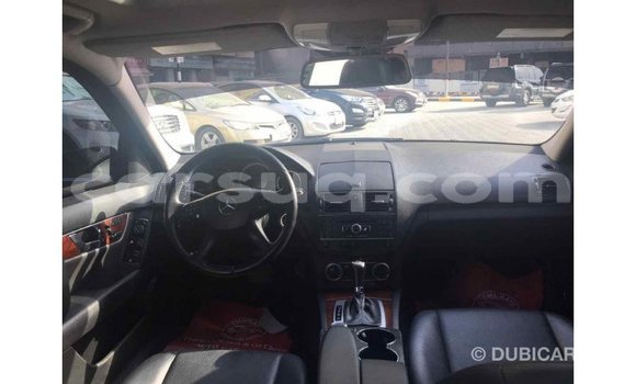 Acheter Import Voiture Mercedes‒Benz 190 (W201) Noir à Import - Dubai, Barh el Gazel Acheter Import Voiture Mercedes‒Benz 190 (W201) Noir à Import - Dubai, Barh el Gazel