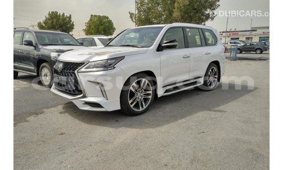 Buy Import Lexus LX White Car in Import - Dubai in Barh el Gazel Buy Import Lexus LX White Car in Import - Dubai in Barh el Gazel
