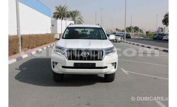 Acheter Import Voiture Toyota Prado Blanc à Import - Dubai, Barh el Gazel Acheter Import Voiture Toyota Prado Blanc à Import - Dubai, Barh el Gazel