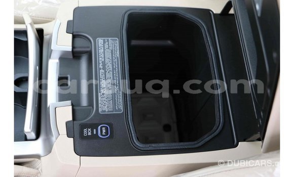 Acheter Import Voiture Toyota Land Cruiser Noir à Import - Dubai, Barh el Gazel Acheter Import Voiture Toyota Land Cruiser Noir à Import - Dubai, Barh el Gazel