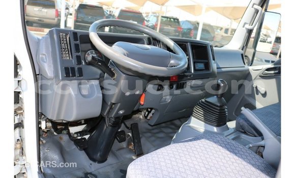 Acheter Import Voiture Isuzu Rodeo Blanc à Import - Dubai, Barh el Gazel