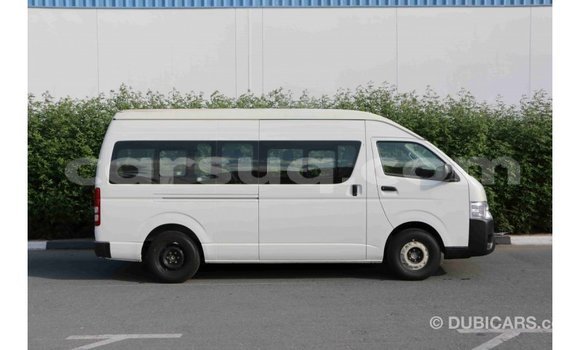 Acheter Import Voiture Toyota Hiace Blanc à Import - Dubai, Barh el Gazel Acheter Import Voiture Toyota Hiace Blanc à Import - Dubai, Barh el Gazel