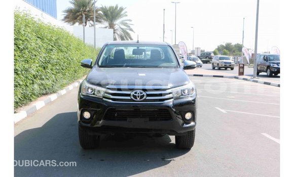 Acheter Import Voiture Toyota Hilux Noir à Import - Dubai, Barh el Gazel Acheter Import Voiture Toyota Hilux Noir à Import - Dubai, Barh el Gazel