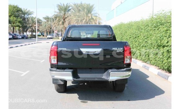 Acheter Import Voiture Toyota Hilux Noir à Import - Dubai, Barh el Gazel Acheter Import Voiture Toyota Hilux Noir à Import - Dubai, Barh el Gazel