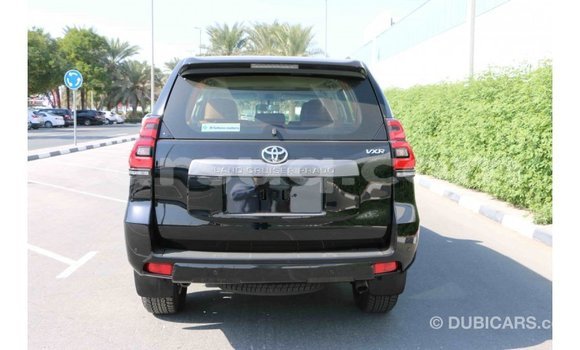 Acheter Import Voiture Toyota Prado Blanc à Import - Dubai, Barh el Gazel Acheter Import Voiture Toyota Prado Blanc à Import - Dubai, Barh el Gazel
