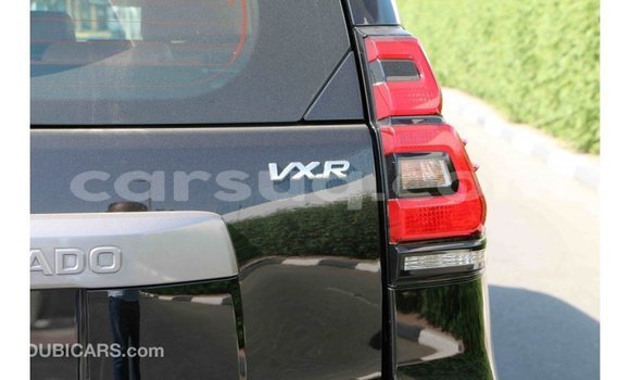 Acheter Import Voiture Toyota Prado Blanc à Import - Dubai, Barh el Gazel Acheter Import Voiture Toyota Prado Blanc à Import - Dubai, Barh el Gazel