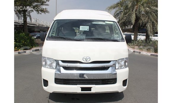 Acheter Import Voiture Toyota Hiace Blanc à Import - Dubai, Barh el Gazel Acheter Import Voiture Toyota Hiace Blanc à Import - Dubai, Barh el Gazel
