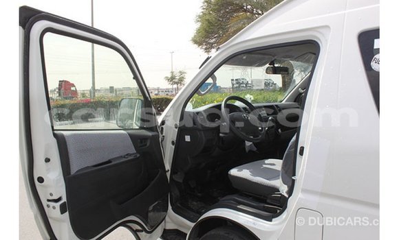 Acheter Import Voiture Toyota Hiace Blanc à Import - Dubai, Barh el Gazel Acheter Import Voiture Toyota Hiace Blanc à Import - Dubai, Barh el Gazel