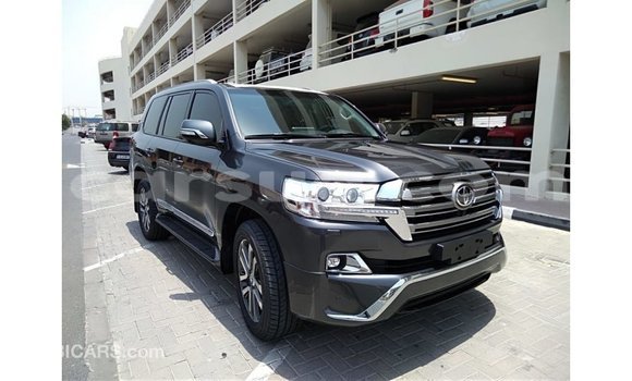 Buy Import Toyota Land Cruiser Other Car in Import - Dubai in Barh el Gazel Buy Import Toyota Land Cruiser Other Car in Import - Dubai in Barh el Gazel
