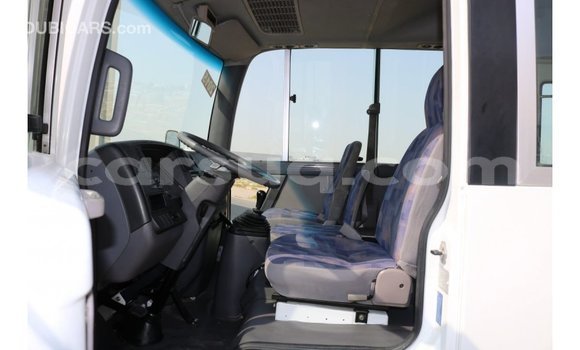 Buy Import Nissan Evalia White Truck in Import - Dubai in Barh el Gazel Buy Import Nissan Evalia White Truck in Import - Dubai in Barh el Gazel