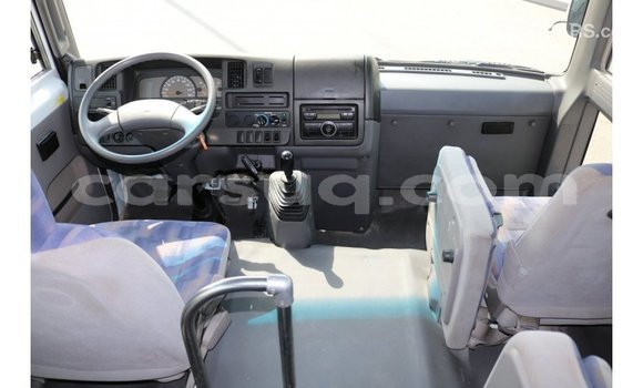 Buy Import Nissan Evalia White Truck in Import - Dubai in Barh el Gazel Buy Import Nissan Evalia White Truck in Import - Dubai in Barh el Gazel