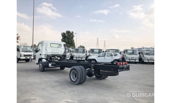 Buy Import Mitsubishi L400 White Truck in Import - Dubai in Barh el Gazel Buy Import Mitsubishi L400 White Truck in Import - Dubai in Barh el Gazel