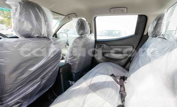 Buy Import Mitsubishi L200 White Car in Import - Dubai in Barh el Gazel Buy Import Mitsubishi L200 White Car in Import - Dubai in Barh el Gazel