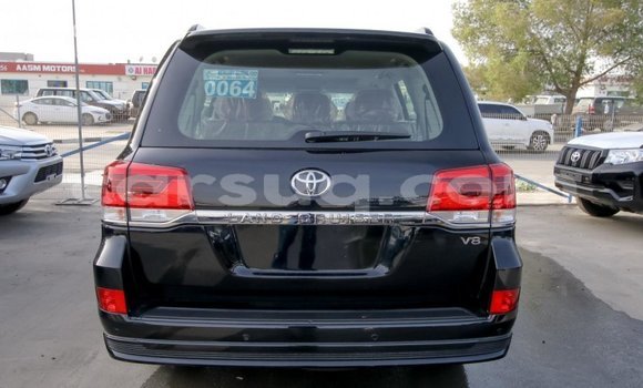 Buy Import Toyota Land Cruiser Black Car in Import - Dubai in Barh el Gazel Buy Import Toyota Land Cruiser Black Car in Import - Dubai in Barh el Gazel