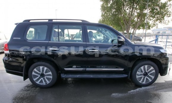Buy Import Toyota Land Cruiser Black Car in Import - Dubai in Barh el Gazel Buy Import Toyota Land Cruiser Black Car in Import - Dubai in Barh el Gazel