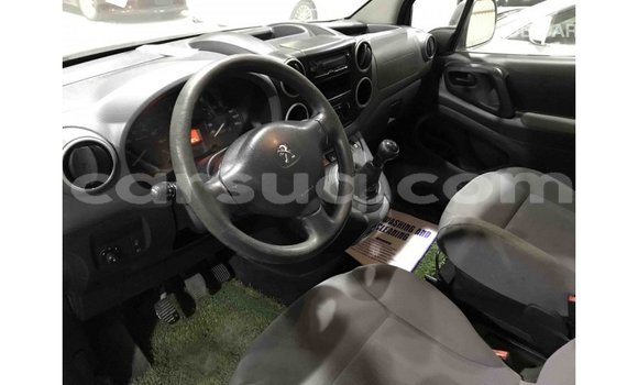 Acheter Import Voiture Peugeot Partner Blanc à Import - Dubai, Barh el Gazel Acheter Import Voiture Peugeot Partner Blanc à Import - Dubai, Barh el Gazel