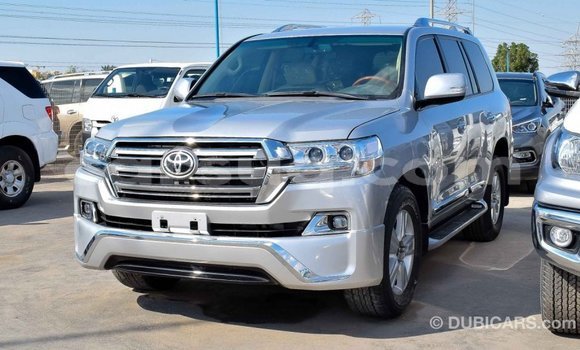 Acheter Import Voiture Toyota Land Cruiser Autre à Import - Dubai, Barh el Gazel Acheter Import Voiture Toyota Land Cruiser Autre à Import - Dubai, Barh el Gazel