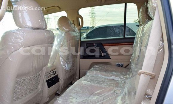 Acheter Import Voiture Toyota Land Cruiser Autre à Import - Dubai, Barh el Gazel Acheter Import Voiture Toyota Land Cruiser Autre à Import - Dubai, Barh el Gazel