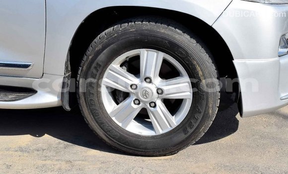 Acheter Import Voiture Toyota Land Cruiser Autre à Import - Dubai, Barh el Gazel Acheter Import Voiture Toyota Land Cruiser Autre à Import - Dubai, Barh el Gazel