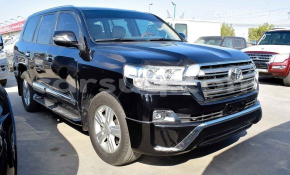 Acheter Import Voiture Toyota Land Cruiser Noir à Import - Dubai, Barh el Gazel Acheter Import Voiture Toyota Land Cruiser Noir à Import - Dubai, Barh el Gazel
