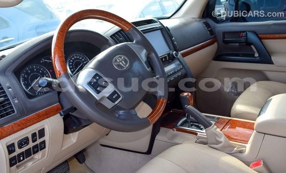 Acheter Import Voiture Toyota Land Cruiser Noir à Import - Dubai, Barh el Gazel Acheter Import Voiture Toyota Land Cruiser Noir à Import - Dubai, Barh el Gazel