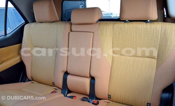Acheter Import Voiture Toyota Fortuner Bleu à Import - Dubai, Barh el Gazel Acheter Import Voiture Toyota Fortuner Bleu à Import - Dubai, Barh el Gazel