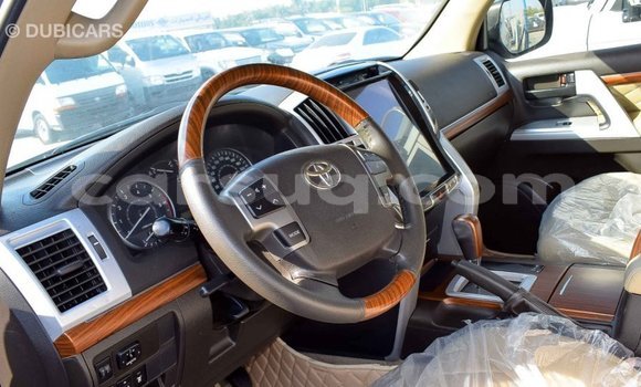 Acheter Import Voiture Toyota Land Cruiser Autre à Import - Dubai, Barh el Gazel Acheter Import Voiture Toyota Land Cruiser Autre à Import - Dubai, Barh el Gazel