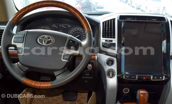 Acheter Import Voiture Toyota Land Cruiser Autre à Import - Dubai, Barh el Gazel Acheter Import Voiture Toyota Land Cruiser Autre à Import - Dubai, Barh el Gazel