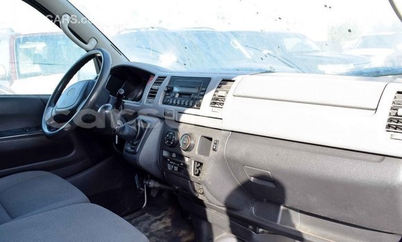 Acheter Import Voiture Toyota Hiace Blanc à Import - Dubai, Barh el Gazel Acheter Import Voiture Toyota Hiace Blanc à Import - Dubai, Barh el Gazel