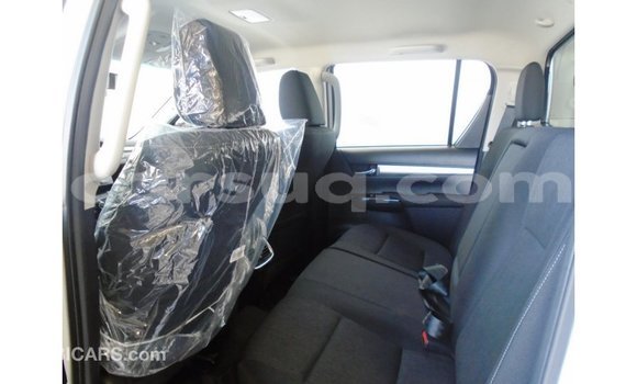 Buy Import Toyota Hilux White Car in Import - Dubai in Barh el Gazel Buy Import Toyota Hilux White Car in Import - Dubai in Barh el Gazel