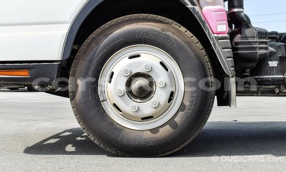 Acheter Import Utilitaire Mitsubishi L400 Blanc à Import - Dubai, Barh el Gazel