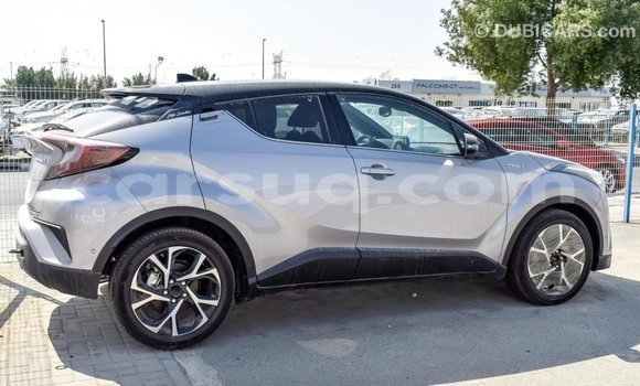 Acheter Import Voiture Toyota C-HR Autre à Import - Dubai, Barh el Gazel Acheter Import Voiture Toyota C-HR Autre à Import - Dubai, Barh el Gazel