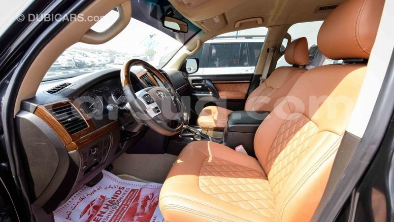 Big with watermark 8a876b00 bcec 4083 b3bf 900e83e67abc