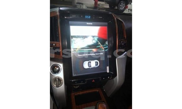 Acheter Import Voiture Toyota Land Cruiser Noir à Import - Dubai, Barh el Gazel Acheter Import Voiture Toyota Land Cruiser Noir à Import - Dubai, Barh el Gazel