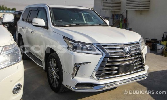 Acheter Import Voiture Lexus LX Blanc à Import - Dubai, Barh el Gazel Acheter Import Voiture Lexus LX Blanc à Import - Dubai, Barh el Gazel