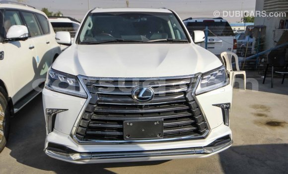 Acheter Import Voiture Lexus LX Blanc à Import - Dubai, Barh el Gazel Acheter Import Voiture Lexus LX Blanc à Import - Dubai, Barh el Gazel