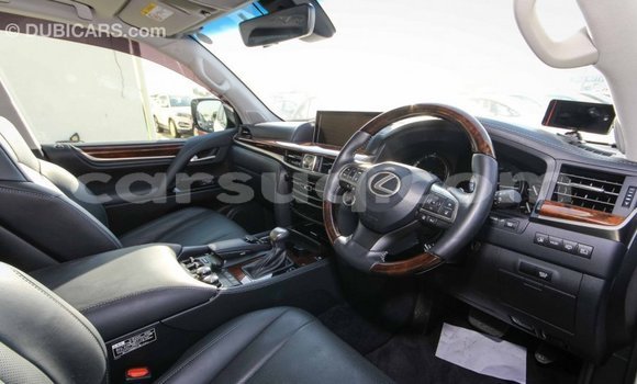 Acheter Import Voiture Lexus LX Blanc à Import - Dubai, Barh el Gazel Acheter Import Voiture Lexus LX Blanc à Import - Dubai, Barh el Gazel