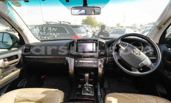 Acheter Import Voiture Toyota Land Cruiser Noir à Import - Dubai, Barh el Gazel Acheter Import Voiture Toyota Land Cruiser Noir à Import - Dubai, Barh el Gazel