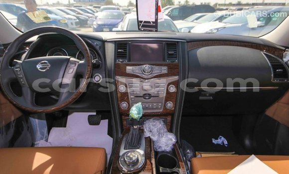 Acheter Import Voiture Nissan Patrol Blanc à Import - Dubai, Barh el Gazel Acheter Import Voiture Nissan Patrol Blanc à Import - Dubai, Barh el Gazel