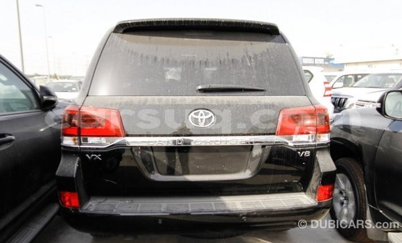 Acheter Import Voiture Toyota Land Cruiser Noir à Import - Dubai, Barh el Gazel Acheter Import Voiture Toyota Land Cruiser Noir à Import - Dubai, Barh el Gazel