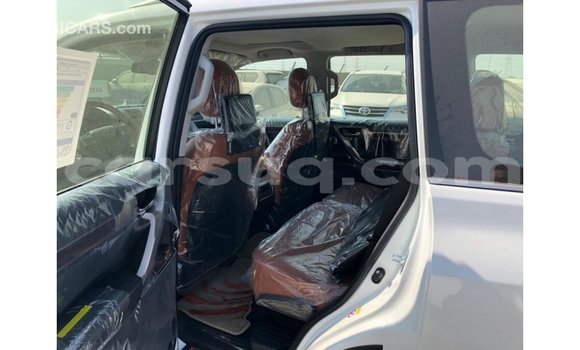 Buy Import Lexus GX White Car in Import - Dubai in Barh el Gazel Buy Import Lexus GX White Car in Import - Dubai in Barh el Gazel