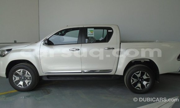Buy Import Toyota Hilux White Car in Import - Dubai in Barh el Gazel Buy Import Toyota Hilux White Car in Import - Dubai in Barh el Gazel